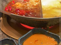 -湊湊火锅·茶憩(打浦桥日月光店)