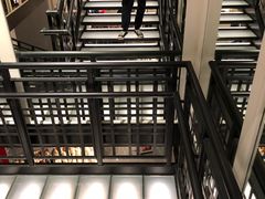 -Abercrombie & Fitch(天环广场店)