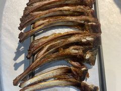 呼伦贝尔烤羊排-不二舟食府(车站南路店)