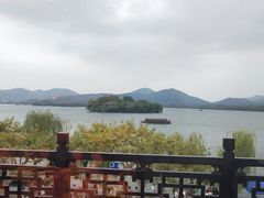 -楼外楼·停车场