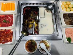 -海底捞火锅(杭州萧山宝龙广场店)