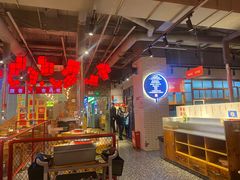 大堂-么肆烤肉·中式自助·烤肉大排档(街道口季佳PAI店)