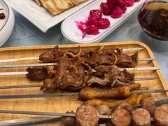 -乡村馕坑肉·烧烤·新疆菜·本地人更爱吃(阿勒泰首店)
