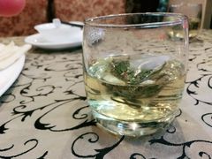 龙井茶-一江春水·杭帮臻宴