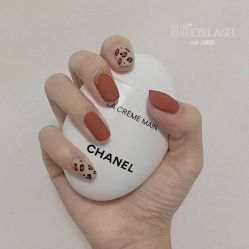 -吉吉靓甲美睫