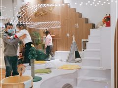 -COLOR PETS 撸猫馆·购猫·猫咖(长风大悦城店)