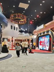 -奈尔宝家庭中心·亲子餐厅(鄞州万达店)