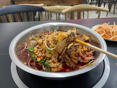 -周良天山牛杂城(天山路总店)