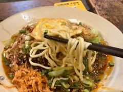 -方铲铲·成都板凳面(滨江银泰店)