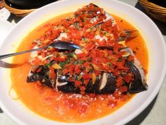 剁椒鱼头-金典银峰老鹅馆·昆山菜(亭林公园店)