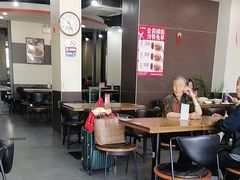 -李先生牛肉面大王(北京站售票厅餐厅)