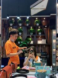 -PE SALON