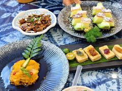 金耳菌刺身-桥香园过桥米线(国贸店)