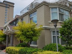 -兴芮温泉度假区