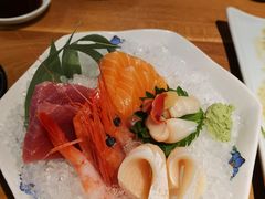刺身拼盘（中）-初居食屋日式料理(万象城购物中心店)