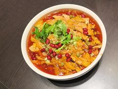 -川流不息·地道川菜·小龙虾(松东路店)