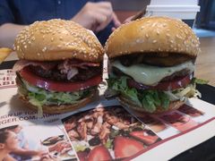-The Habit Burger Grill 哈比特汉堡(复兴soho店)