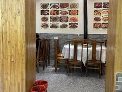 -华光驿站私房菜·黑金冠