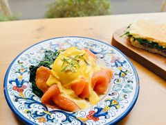 三文鱼班尼迪克-Alimentari早午餐(安福路店)