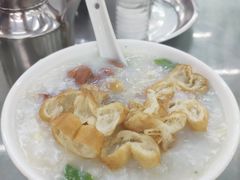 艇仔粥-穗银肠粉店(东川路店)