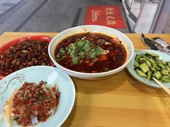 -酸婆娘江湖川菜(紫竹路店)