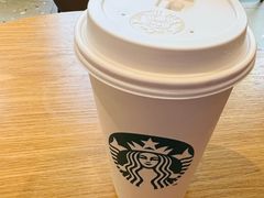 热拿铁-星巴克臻选(上海今潮8弄店)