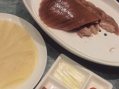 -凤凰园烤鸭店·唐山菜·传承花椒肉(老唐丰路店)