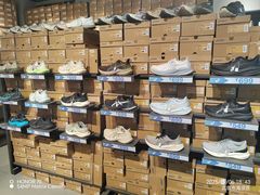 -法雅体育工厂店(皂君庙路店)