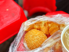 现炸油条-汪记鲜鱼糊汤粉(沈阳路总店)