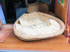 -眼镜粑粑