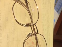 -西南眼镜·蔡司·依视路战略合作店(南街店)