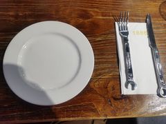 -1886德国汽车餐厅(外滩十六铺码头店)