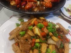-老鄞江清水龙虾•赵赵家(江北店)