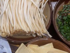 -黄潇洒老火锅(九眼桥宏济巷店)