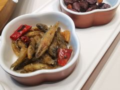 -新世界·过桥米线宴