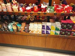 零售区-星巴克(保定万博广场店)