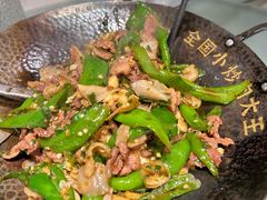 -费大厨辣椒炒肉(高铁吾悦广场店)