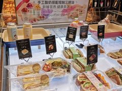 -罗森尼娜(德思勤店)