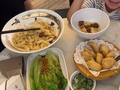 -一肴·牛肉粿条(深圳湾睿印店)