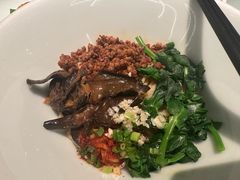 -一坐一忘云南菜(嘉里中心店)