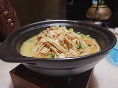 洞庭名笋-佬麻雀·剁椒鱼头(京基KK One店)