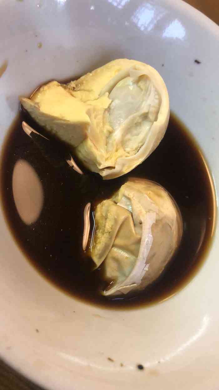 阿丘十碗头-"阿丘十碗头,所谓十碗头,是因为绍兴人家逢.