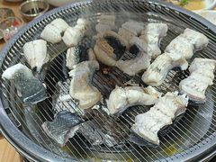 -青瓦餐厅·生鱼片·韩园烤肉(西塔店)