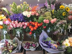 -FLOVIE FLORIST CAFE