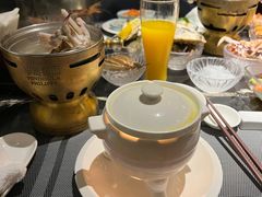 -半岛翡丽海鲜自助餐厅(观风亭店)