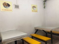 用餐区-老周记顺德双皮奶