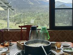 -鲁朗边巴次仁农家石锅