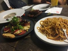 -HIGH FIVE哈福手工汉堡(桂林路店)