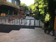 -热带风暴水上乐园(新镇路)