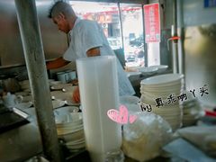 大堂-汪家馄饨(集庆路店)